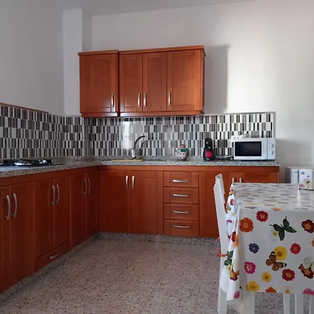 Apartment Victoria 2 *